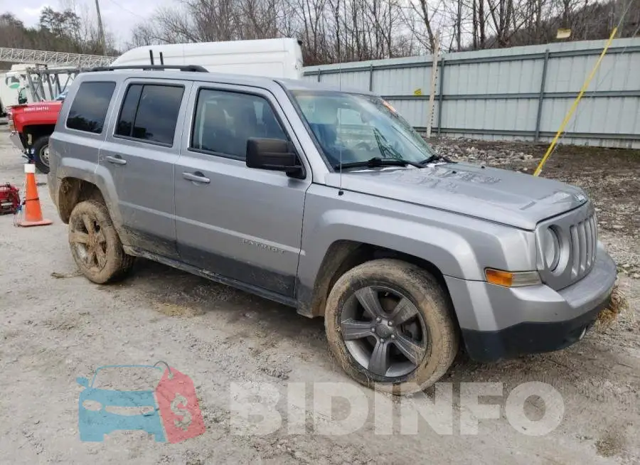 1C4NJRFB2FD394960 Photo# 4