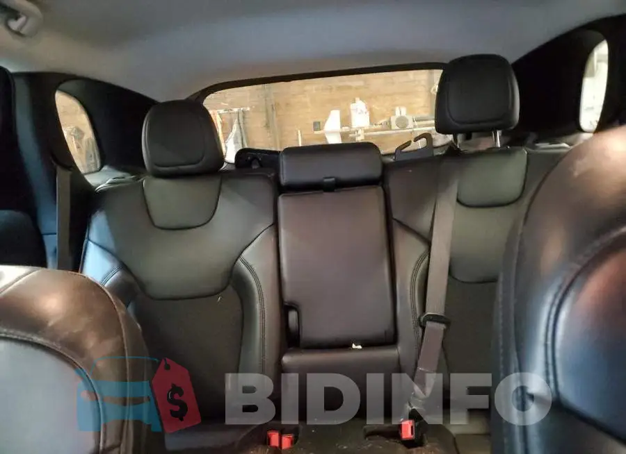 1C4PJMLBXLD575736 Photo# 10