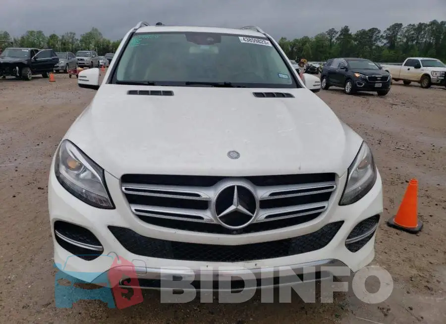 4JGDA5HB4HA832041 Photo# 5