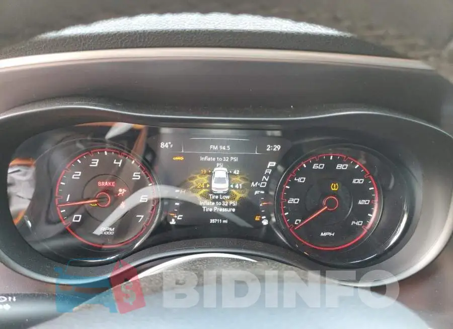 2C3CDXBG4KH504817 Photo# 9