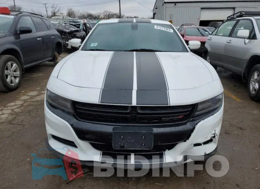 2C3CDXCT7GH125863 Photo# 5