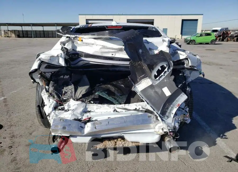 2C3CDXGJ8NH210281 Photo# 6
