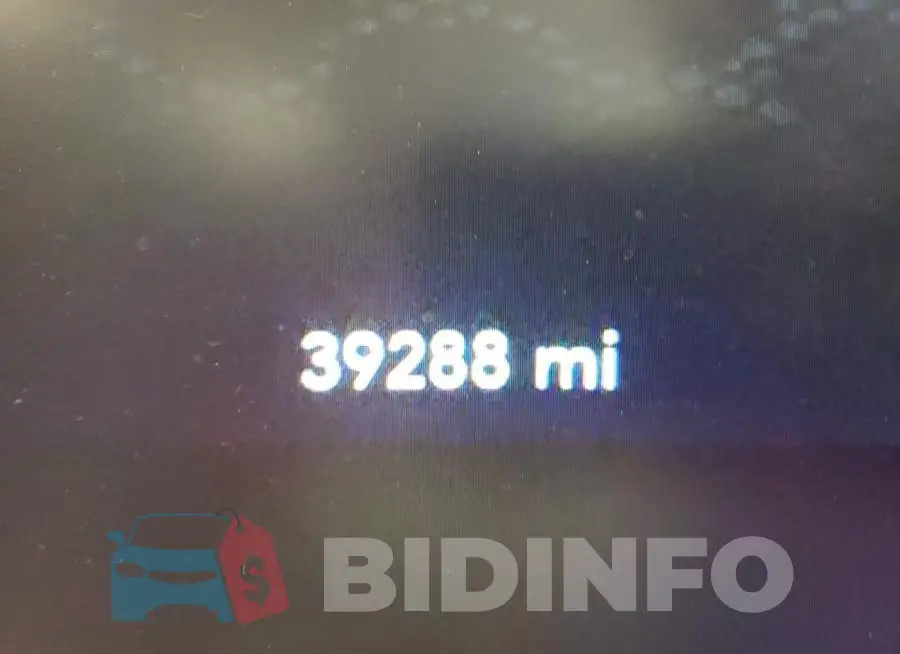 2C3CDXGJ9HH608412 Photo# 8