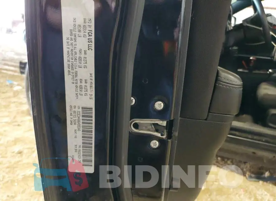 2C3CDXHG8GH355343 Photo# 13