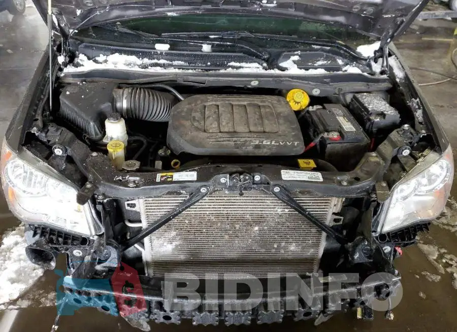 2C4RC1BG9FR661698 Photo# 12