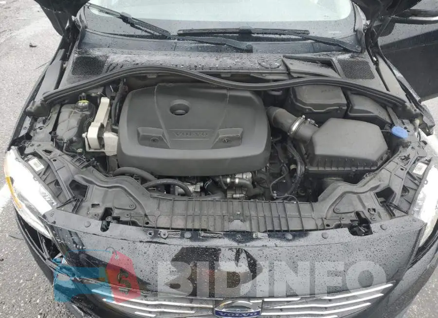 YV126MFK2G2402991 Photo# 11