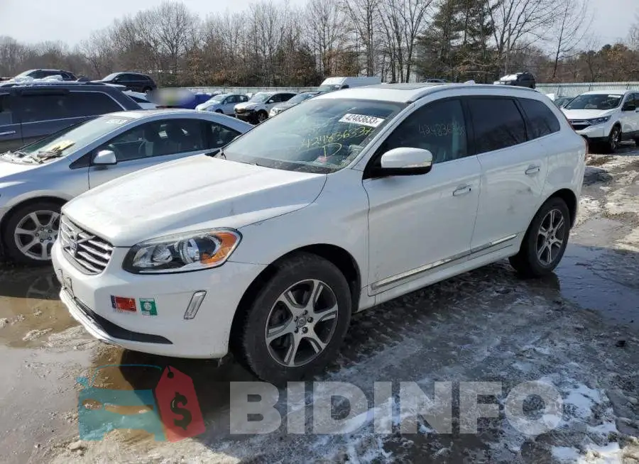 YV4902RK6F2665955 Photo# 1