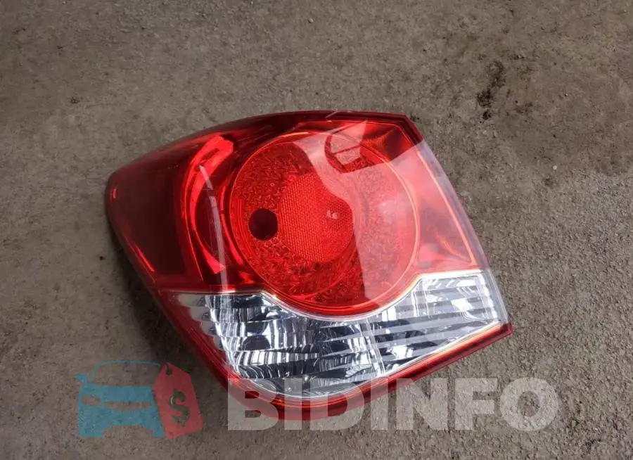 1G1PE5SBXE7262319 Photo# 12