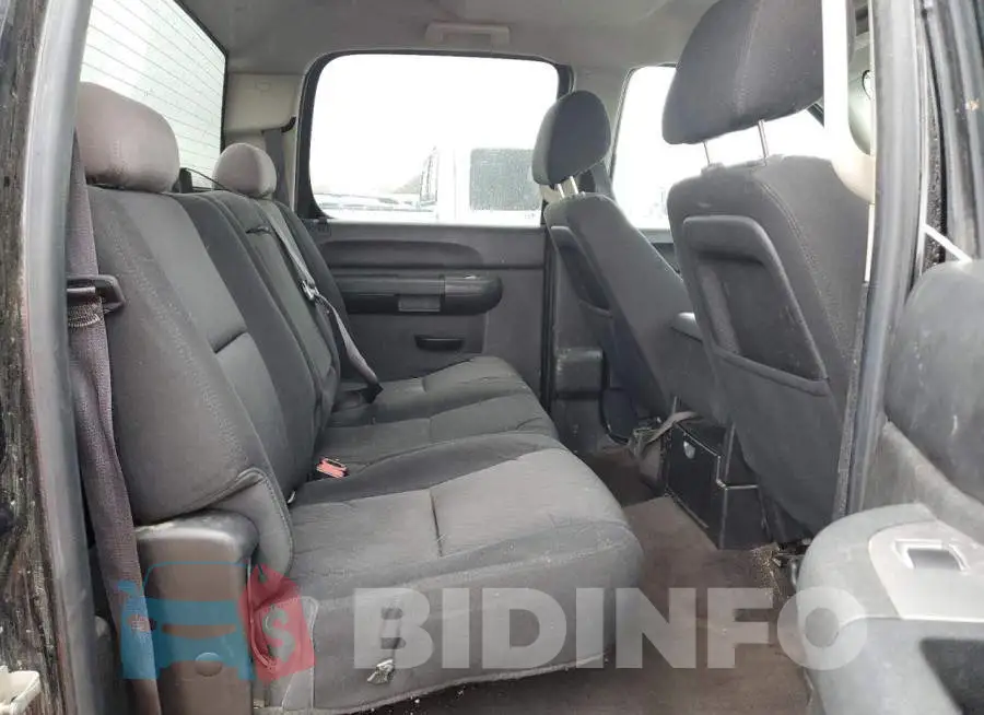 1GC1KXC82EF182927 Photo# 10