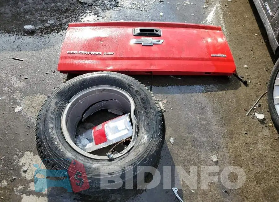 1GCGTDEN1K1126978 Photo# 12