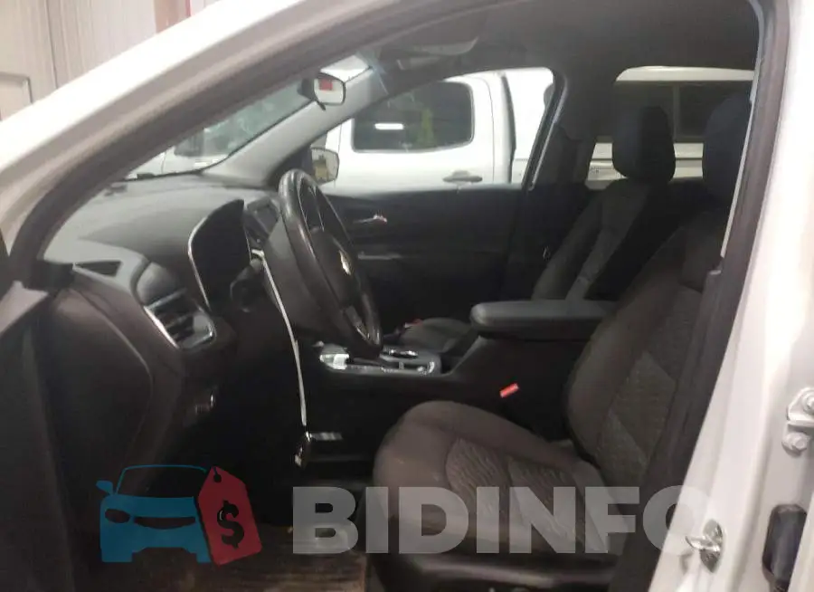 2GNAXUEV6L6154968 Photo# 7