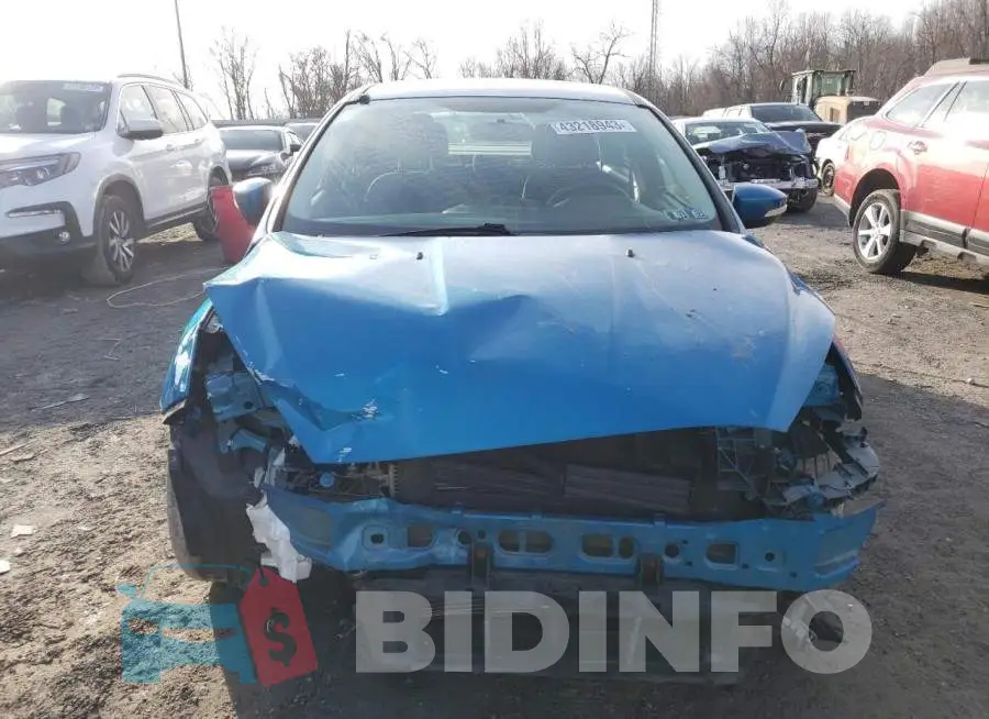 1FADP3F22FL272943 Photo# 5