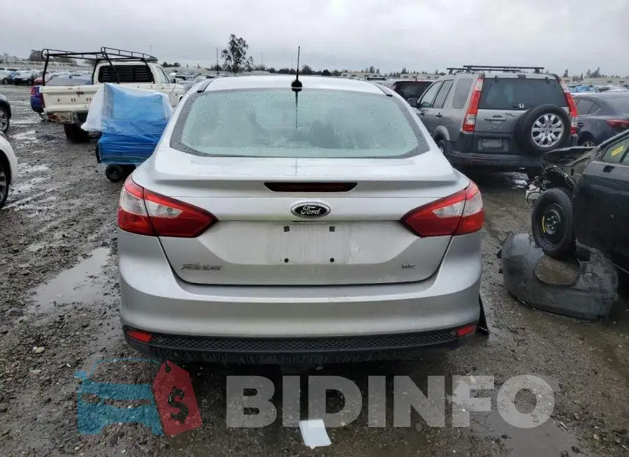 1FADP3F26EL382635 Photo# 6