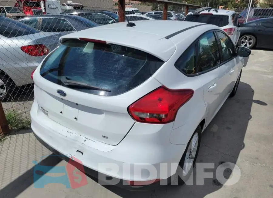 1FADP3K24FL307147 Photo# 4