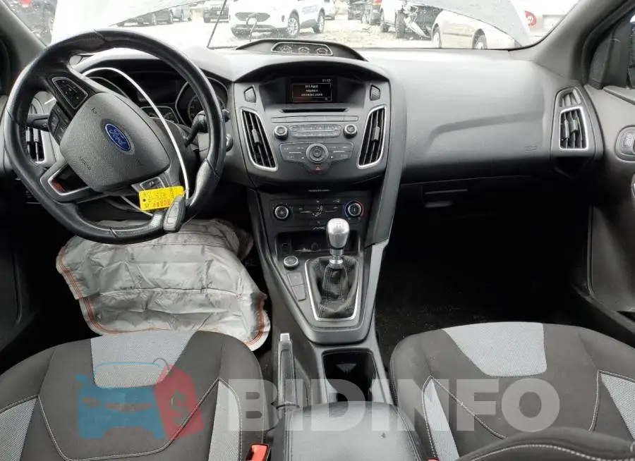 1FADP3L95FL256382 Photo# 8