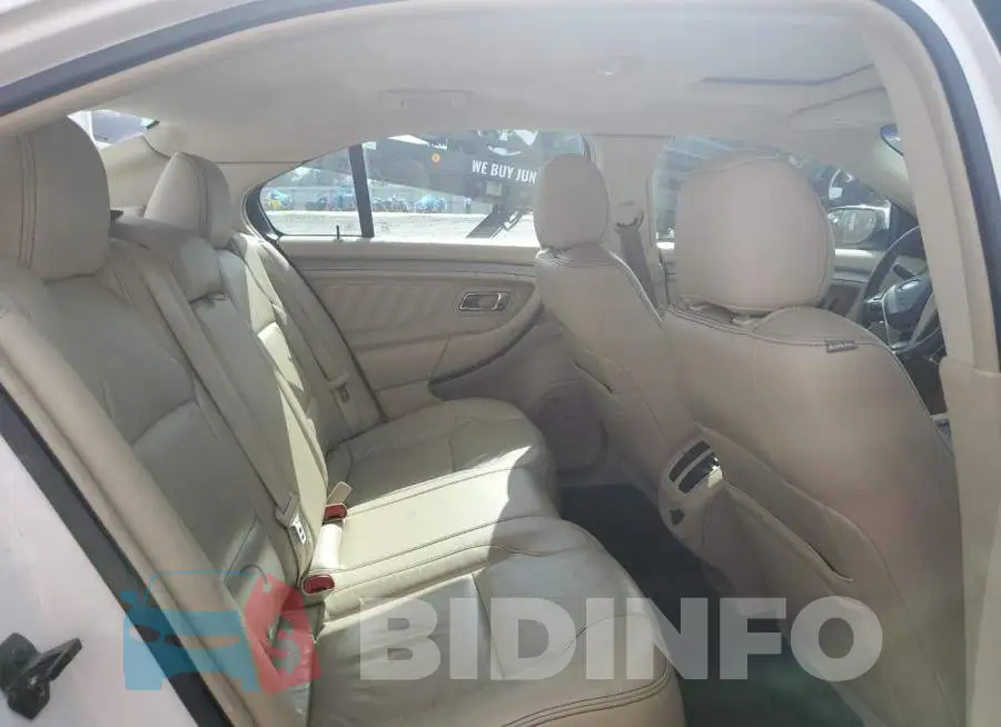 1FAHP2E85FG193597 Photo# 10