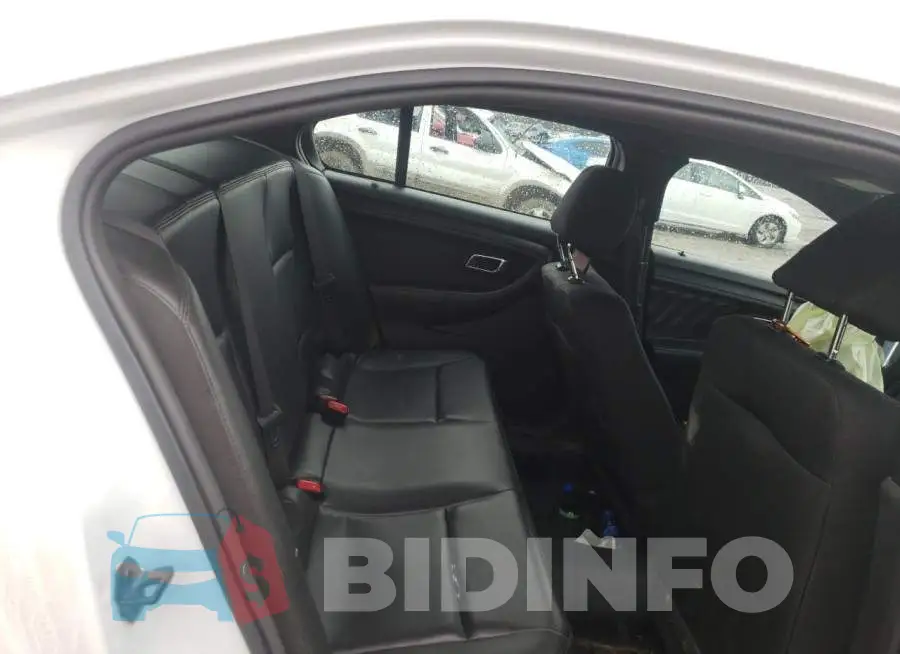 1FAHP2L87GG117528 Photo# 10