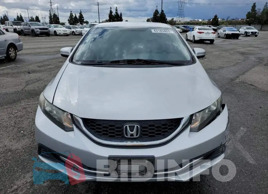 19XFB2F56EE271579 Photo# 5