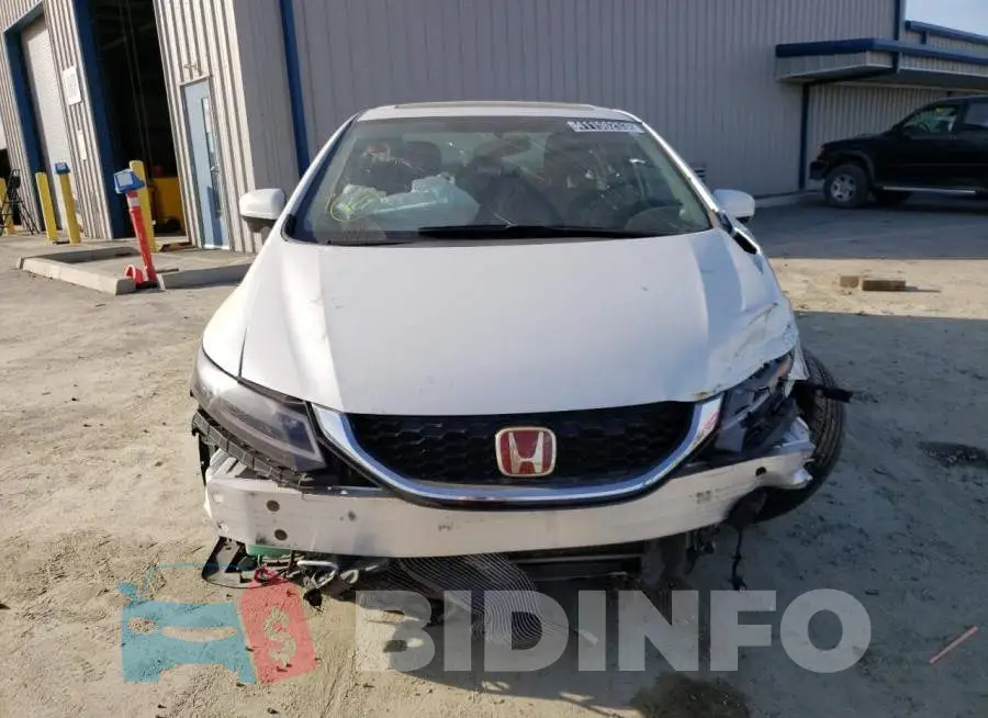 19XFB2F98EE275877 Photo# 5