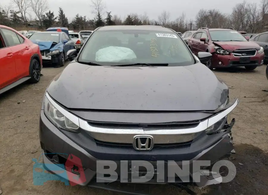 19XFC2F52HE232232 Photo# 5
