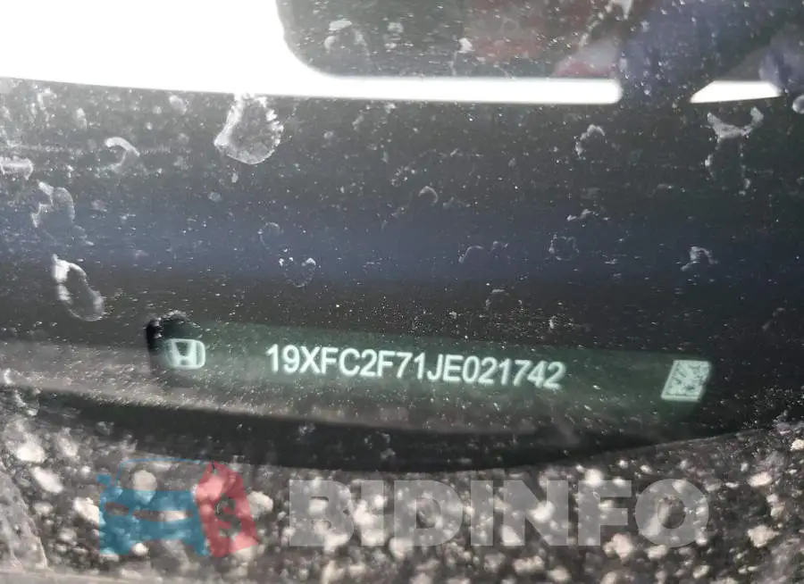19XFC2F71JE021742 Photo# 12