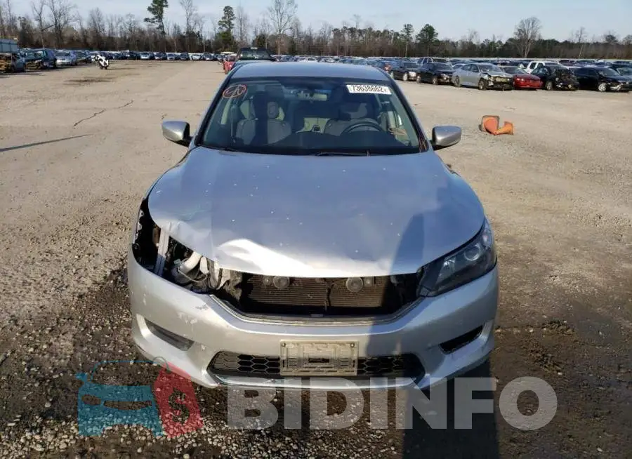 1HGCR2F38FA175343 Photo# 5