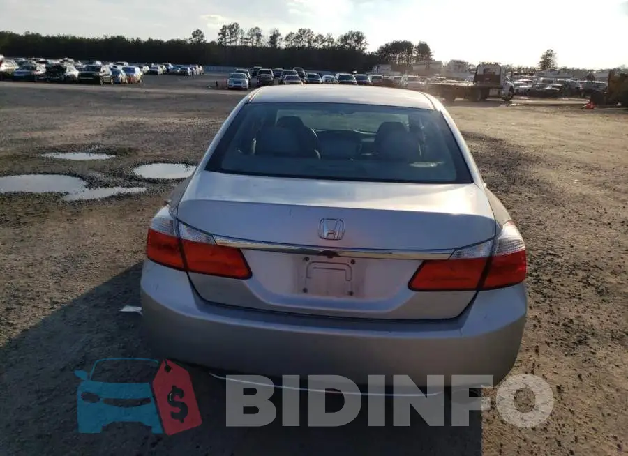 1HGCR2F38FA175343 Photo# 6