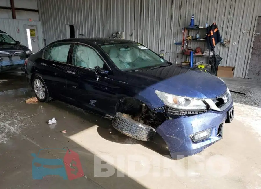 1HGCR2F73EA162274 Photo# 4