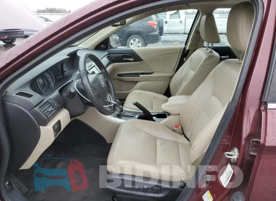 1HGCR2F82FA115103 Photo# 7