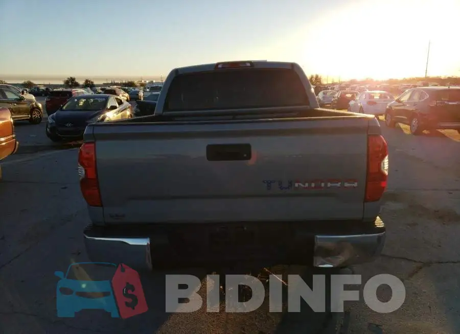 5TFFY5F12KX252780 Photo# 6