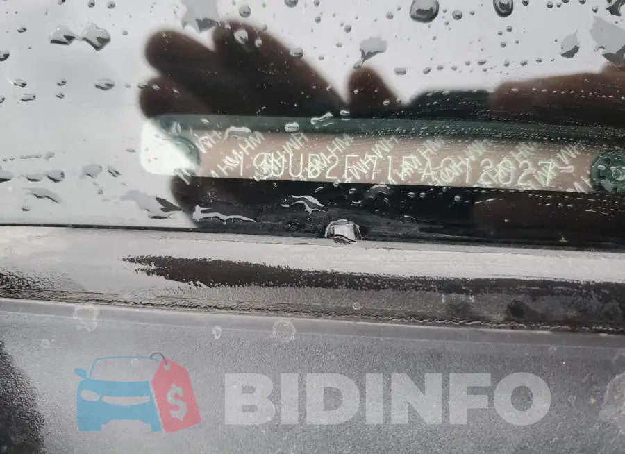 19UUB2F71FA012027 Photo# 12