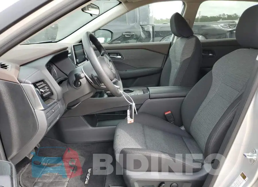 5N1BT3BA4PC672087 Photo# 7