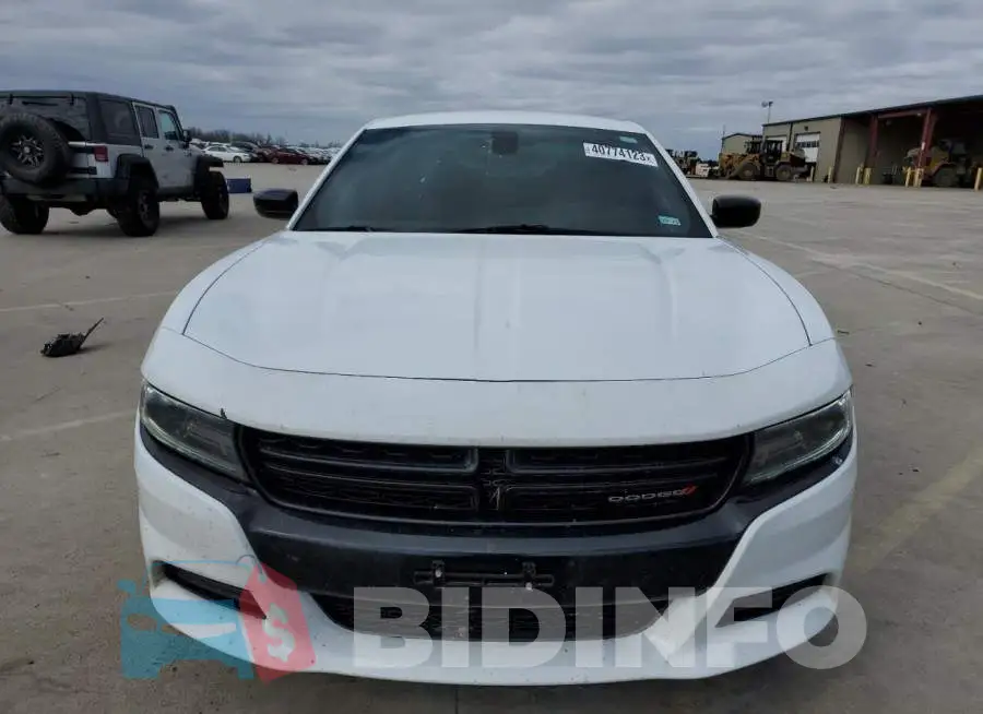 2C3CDXBG4KH662154 Photo# 5
