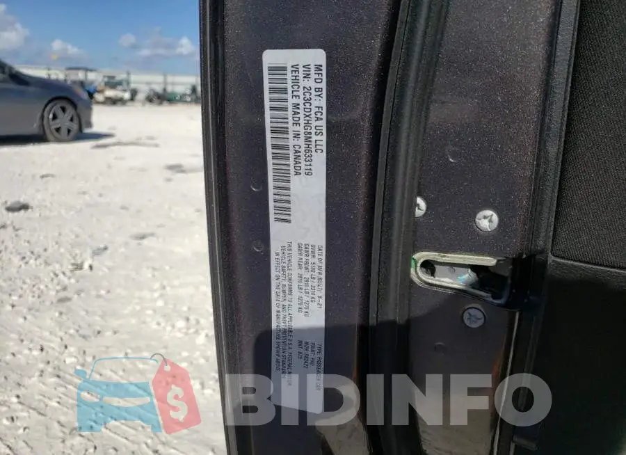 2C3CDXHG8MH633119 Photo# 10