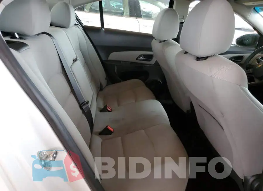 1G1PC5SB4F7275655 Photo# 6