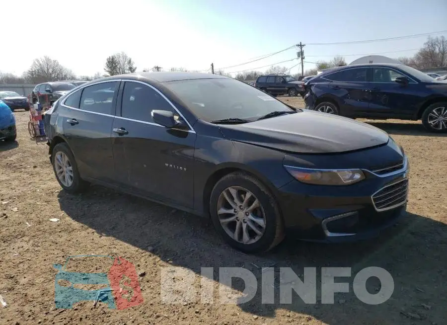 1G1ZD5ST1JF139237 Photo# 4
