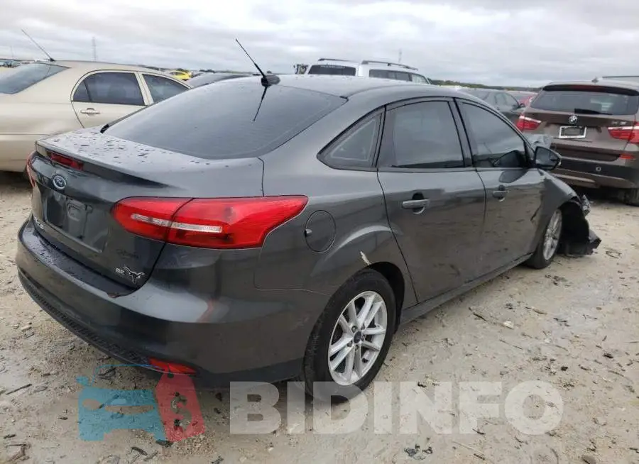 1FADP3F26HL285469 Photo# 4