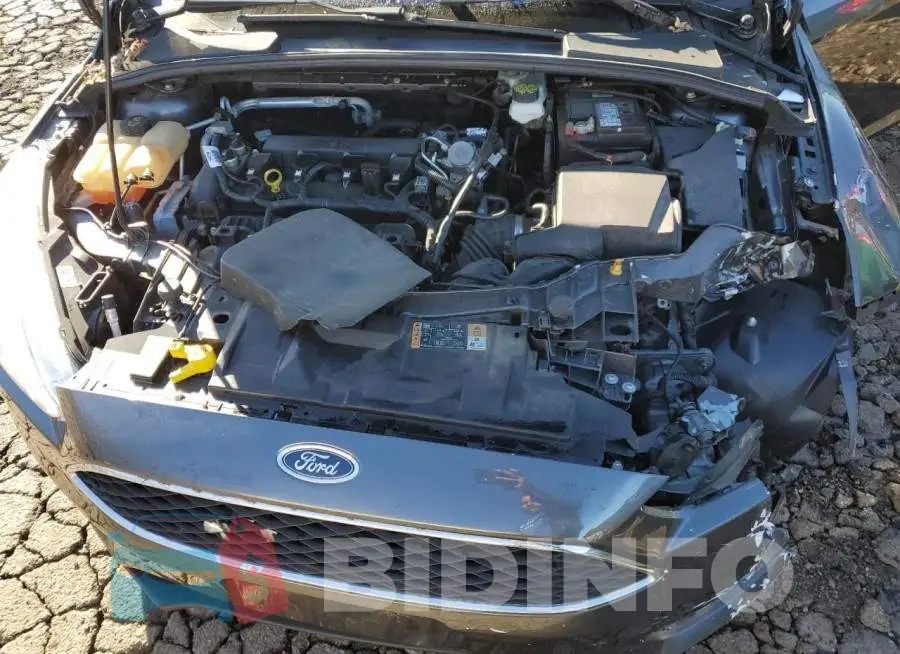 1FADP3F2XJL214510 Photo# 11