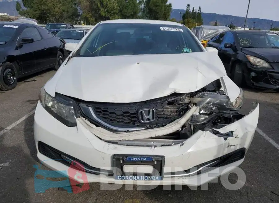 19XFB2F56EE207607 Photo# 5