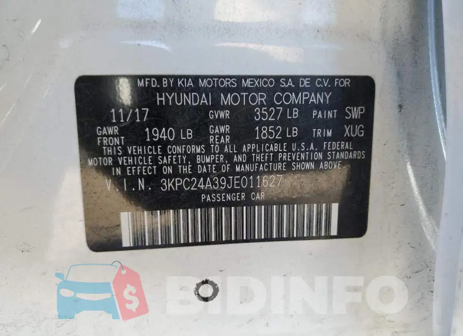 3KPC24A39JE011627 Photo# 12