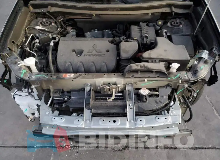 JA4AD2A33KZ032396 Photo# 7