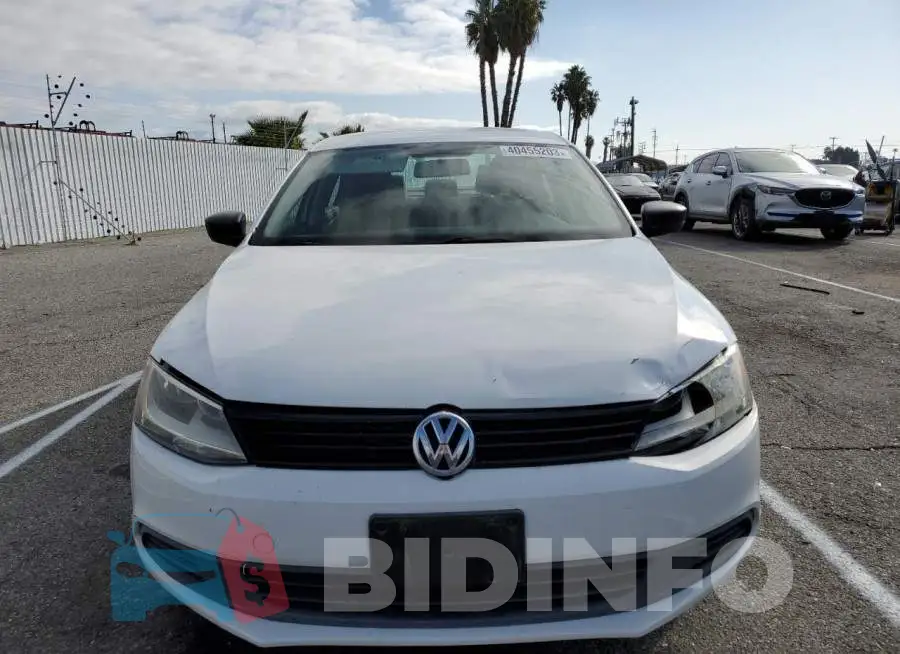 3VW2K7AJ9EM377091 Photo# 5