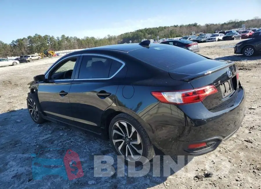 19UDE2F43JA003951 Photo# 2