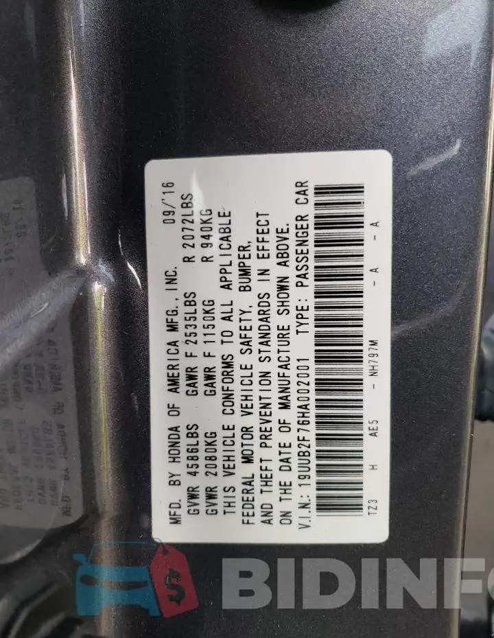 19UUB2F76HA002001 Photo# 12