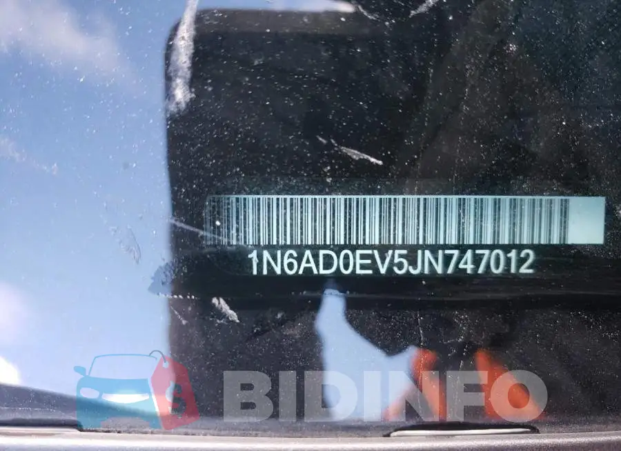 1N6AD0EV5JN747012 Photo# 12