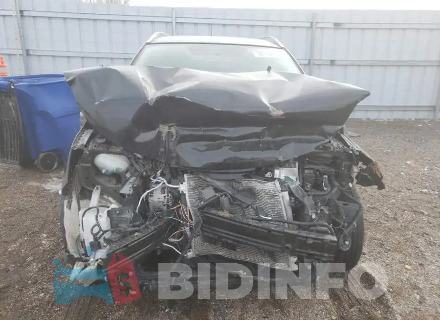 JN1BJ1CP5JW152412 Photo# 5