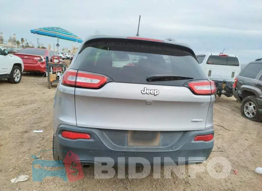 1C4PJLLB4JD568854 Photo# 6