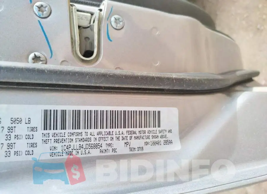 1C4PJLLB4JD568854 Photo# 12