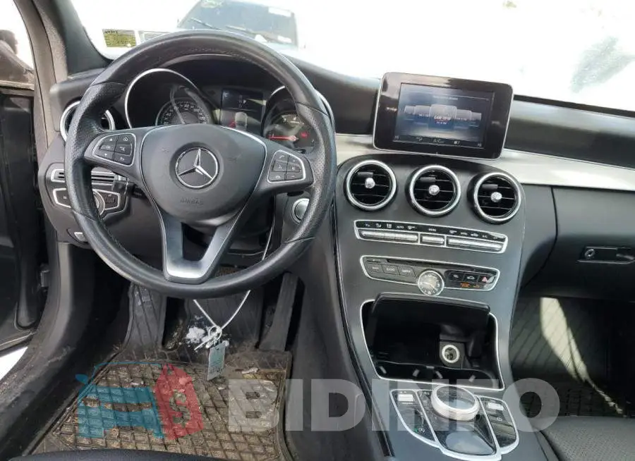 55SWF4KB2JU281170 Photo# 8
