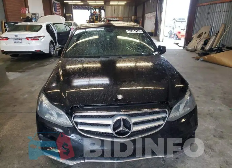WDDHF5KBXEA800891 Photo# 5